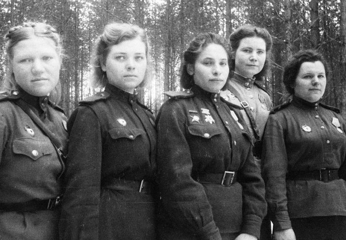 Героини Победы