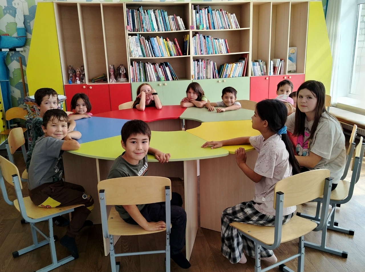 Загадочная посылка из Книжной страны