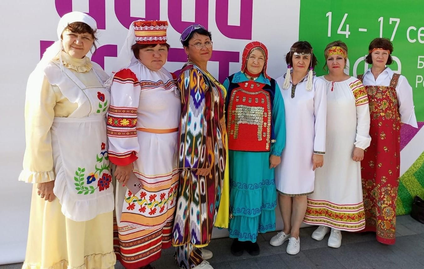 Национальные узоры