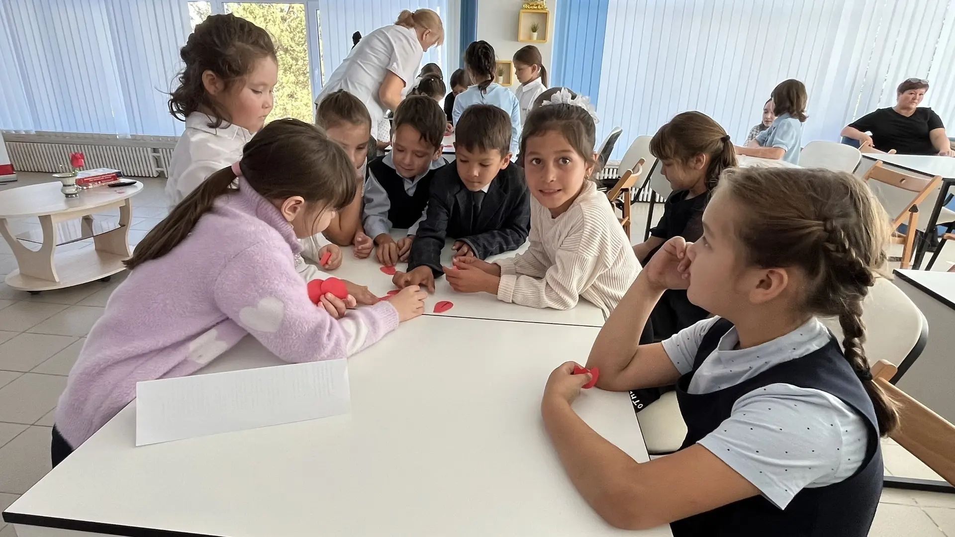 Вслед за аленьким цветочком